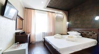 Гостиница Гостевой дом Dev-Life Вардане Двухместный номер с 1 кроватью или 2 отдельными кроватями + дополнительной кроватью-1